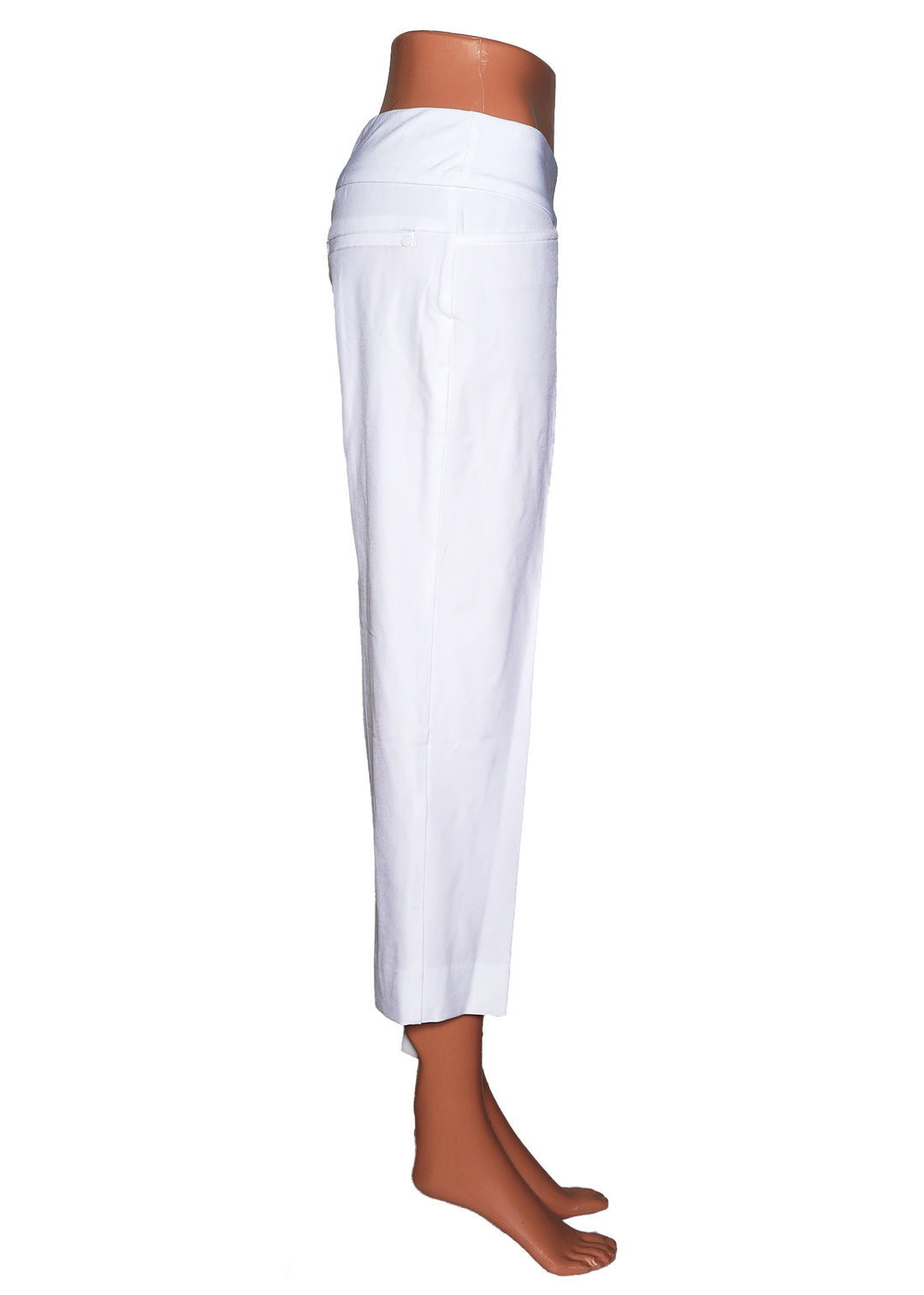 Tail Mulligan Capri - White - Size 8 - Skorzie