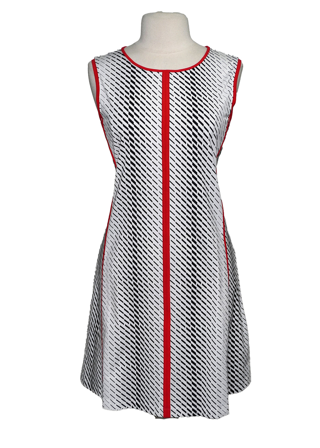 Kinona Sleeveless Golf Dress - White  -  Size Large - Skorzie