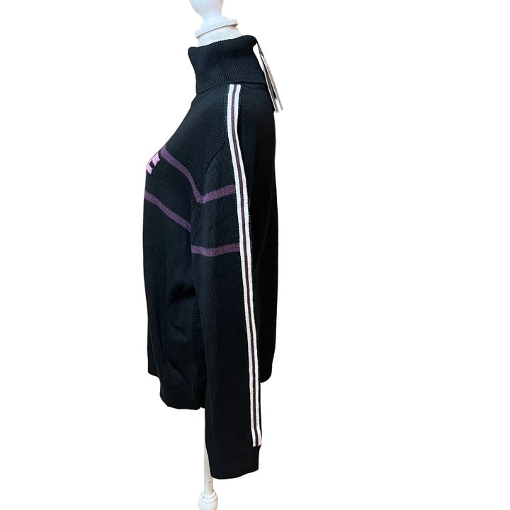 Daily Sports Logo Roll-Neck Pullover - Black - X-Large - Skorzie