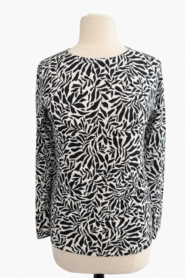 Kastel Denmark Long Sleeve Crewneck Sweater - Black/White Vine - Small - Skorzie