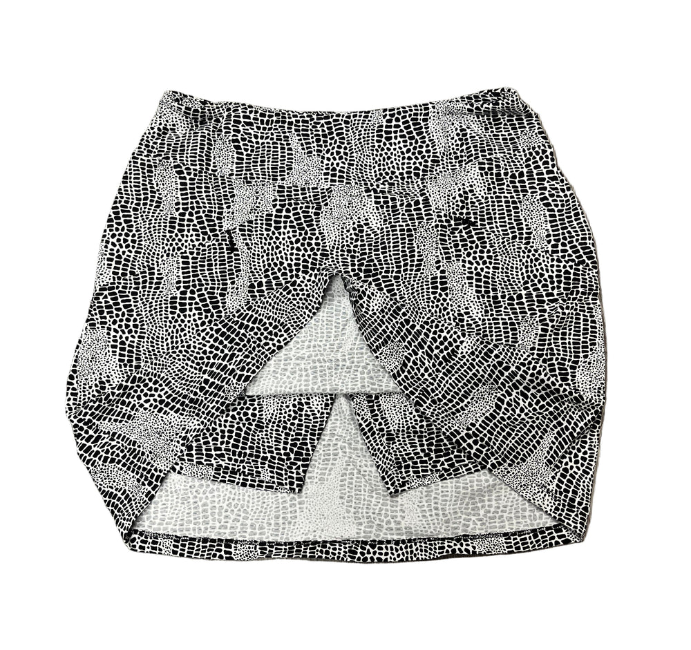 IBKUL Leopard Print Skort 17" - Black/White - Small - Skorzie