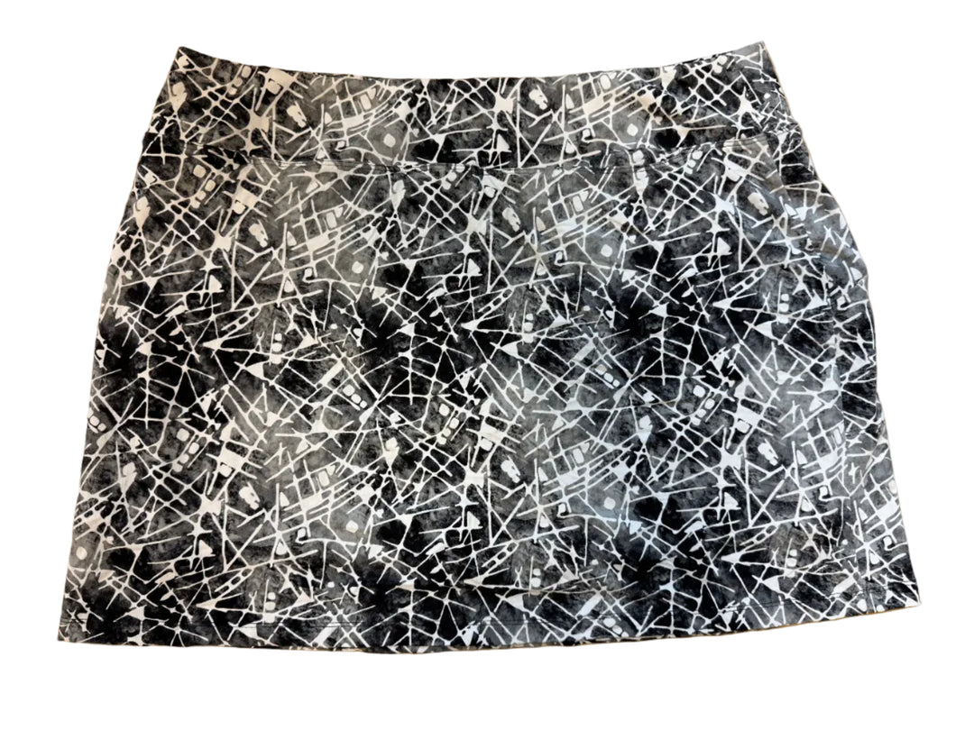 IBKUL Evie Pull-on Skort (18") - Black/White Abstract
