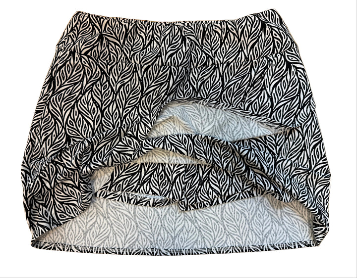 IBKUL Womens Sally Layered Skort 17.5" - Black/White