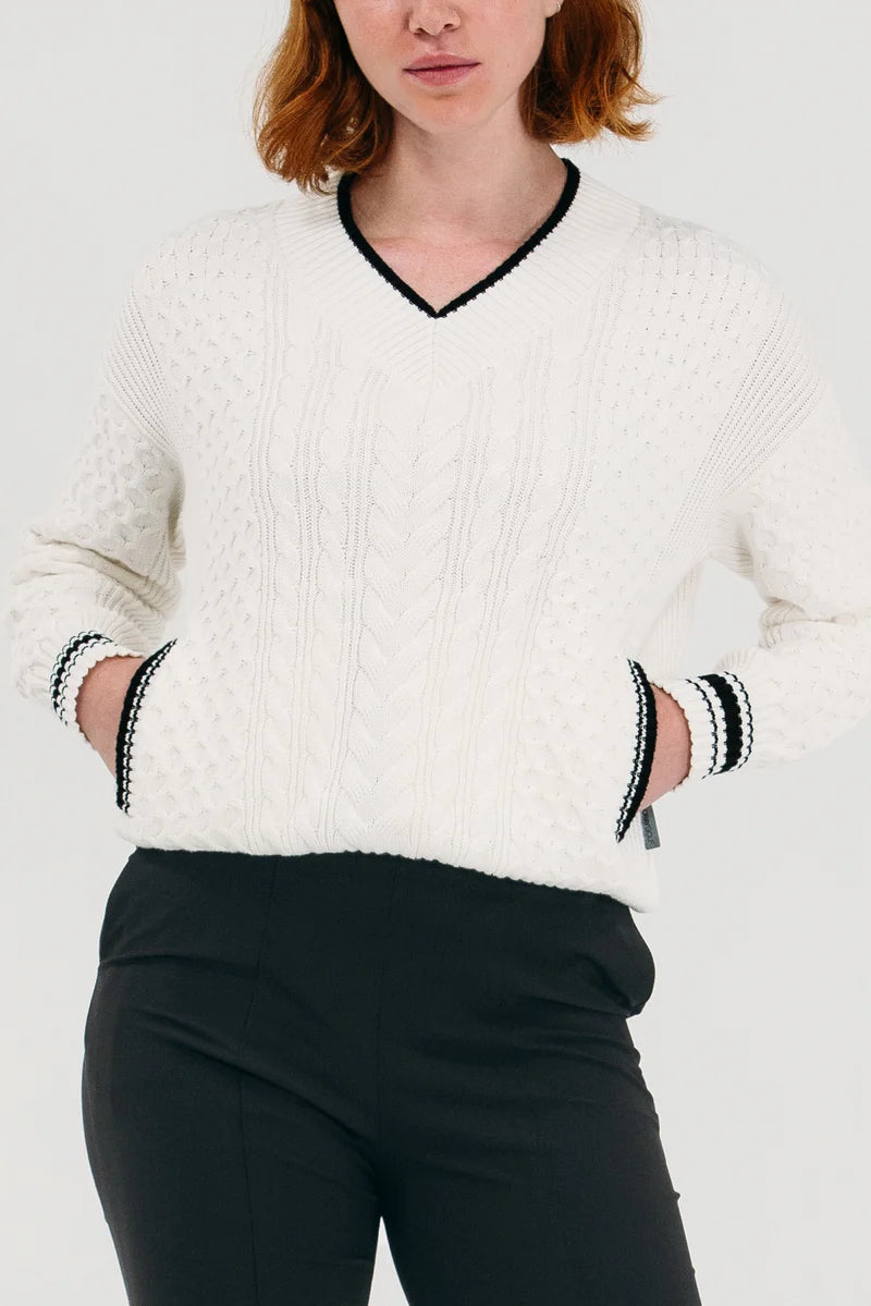 Foray Golf V-Neck Cable Knit Sweater - White/Black - Skorzie