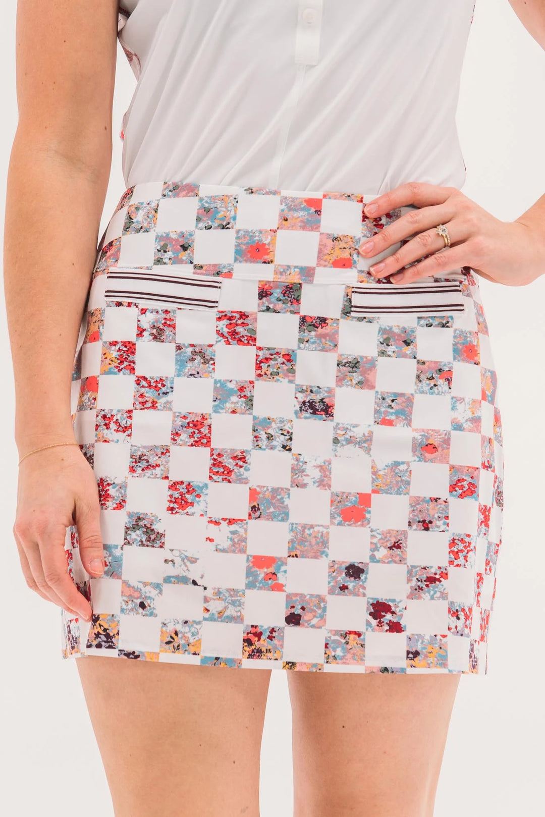 Foray Golf Hidden Pocket 15.5" Skirt - White Check Floral - Skorzie