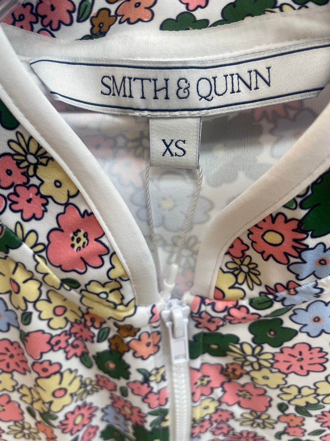 Smith & Quinn Kennedy Quarter Zip Sleeveless Top - Forest Poppies