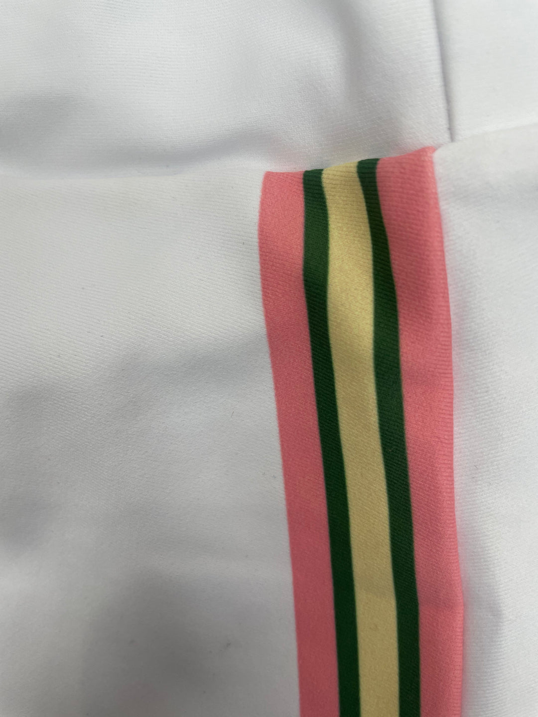 Smith & Quinn Womens Fletcher Skort (13') - White/Green/Pink/Yellow