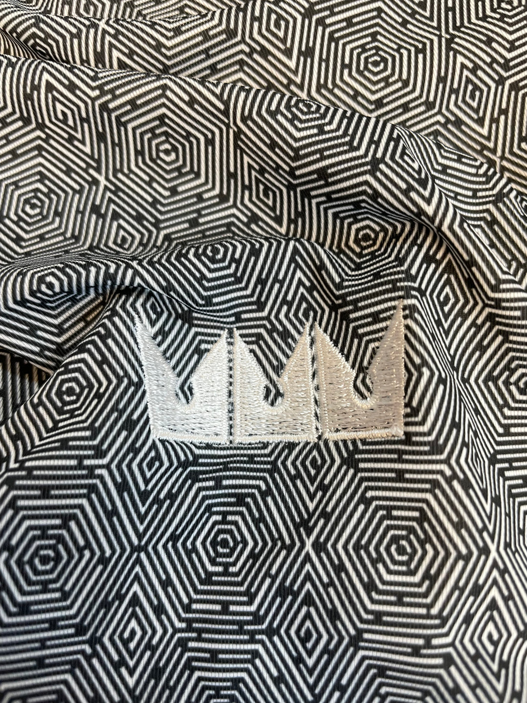 Peter Millar Womens Hexagon Print Long Sleeve Zip Polo (w/logo) - Black/White