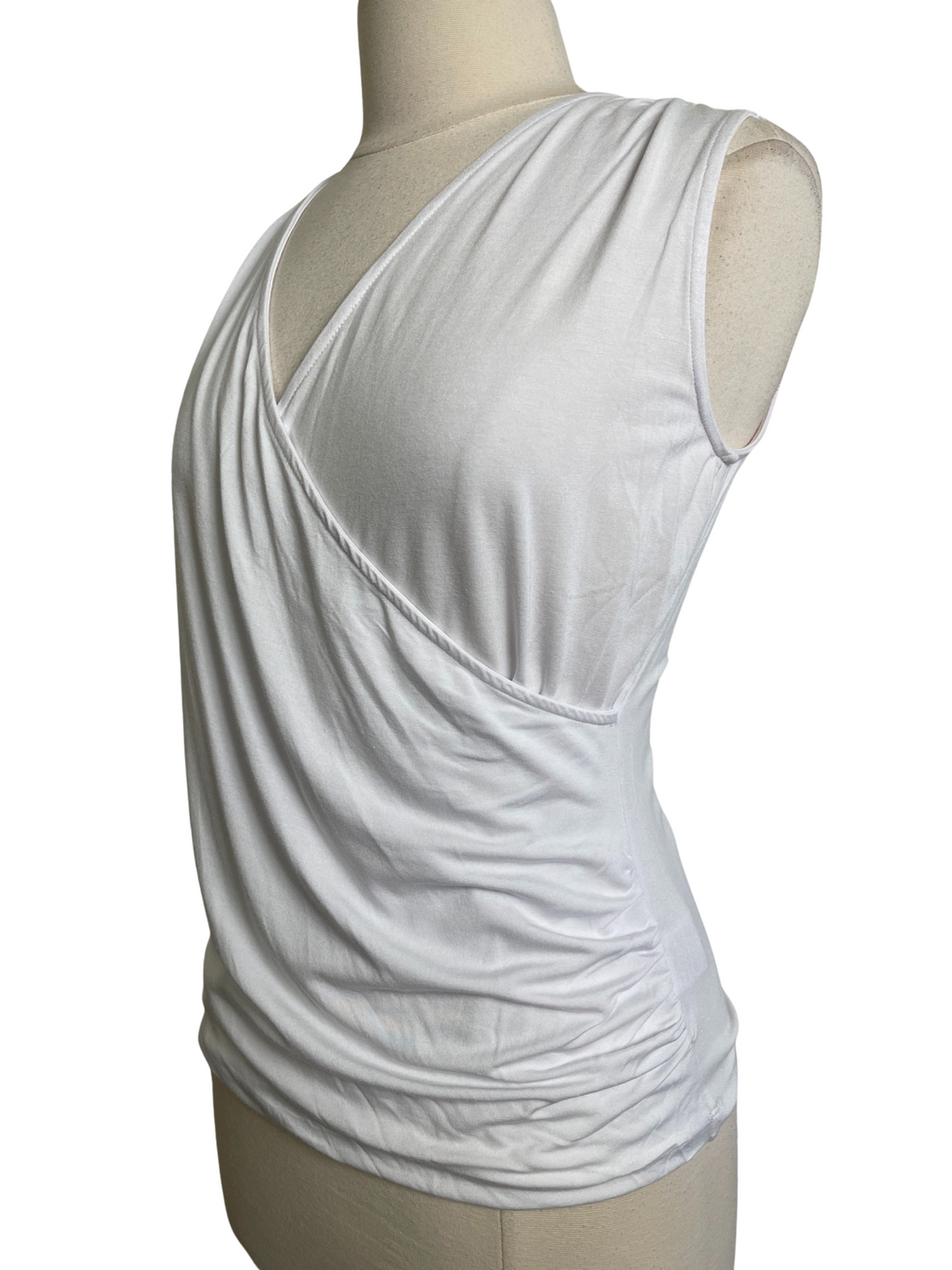 Swing Control Knit Jersey Sleeveless Top - White - Small - Skorzie