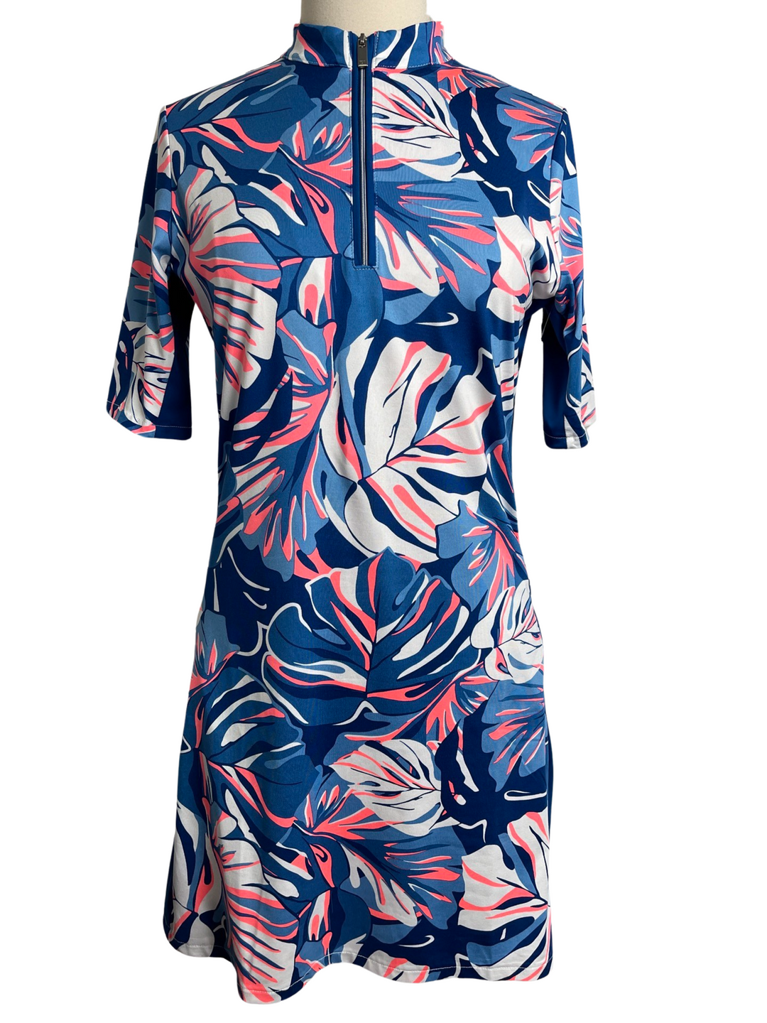Tail Blue Tropics 3/4 Sleeve Dress - Medium - Skorzie