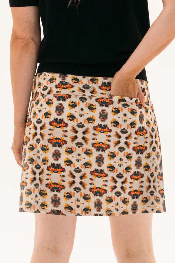 Foray Golf Ikat Tan Multi 17" Skirt - Skorzie