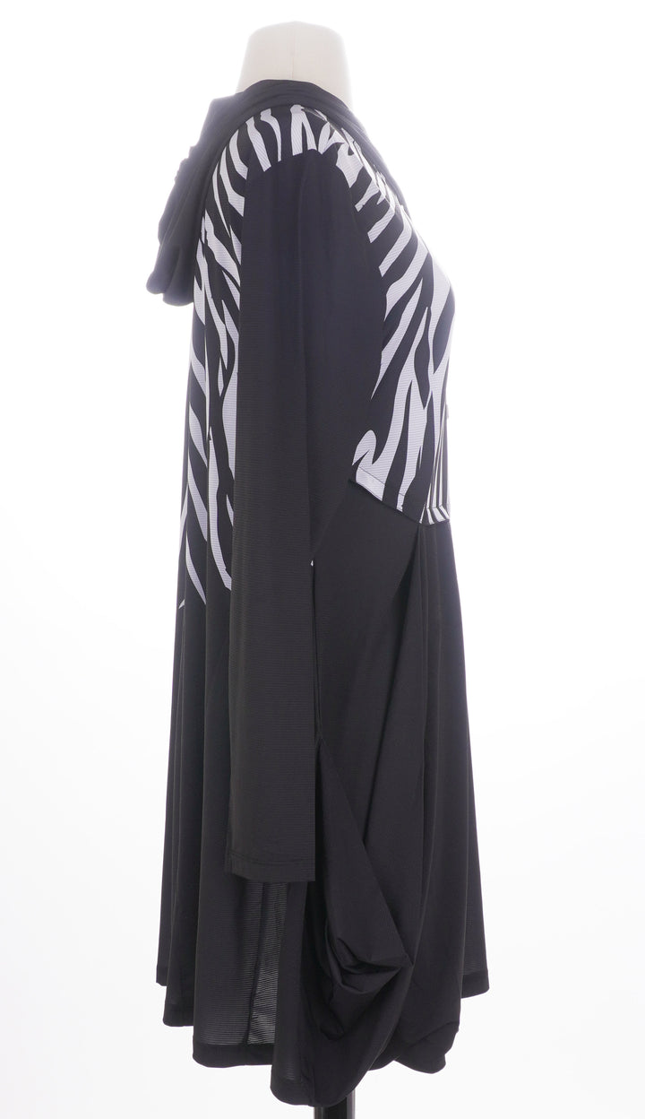 Sunsense By Jamie Sadock Zebra Print Hooded Long Sleeve Dress  - Size Large - Skorzie